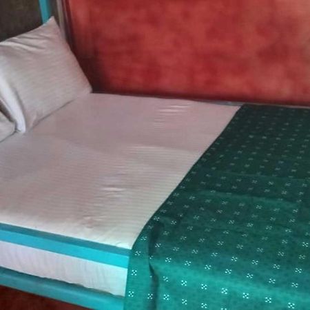 The Train View Bed & Breakfast Nuwara Eliya Exterior photo